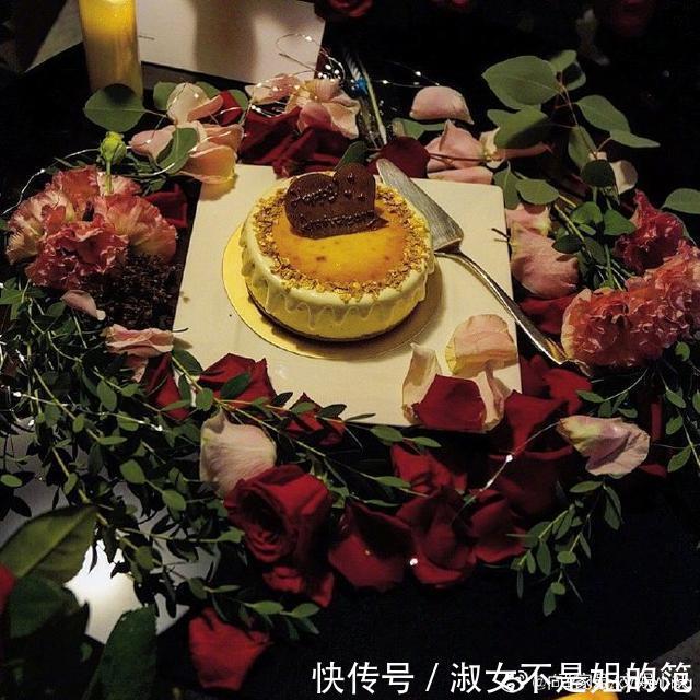 向佐郭碧婷庆祝恋爱一周年