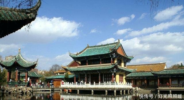  「媲美」中国最牛的二线城市, 机场媲美“北上广”