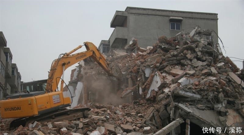 一拆到底! 农村统一规划建房后, 这4种房留不住了, 农民早做打算