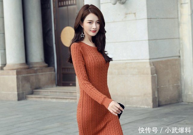 别傻傻穿打底裤+毛衣，今年流行短靴+长毛衣，超时髦