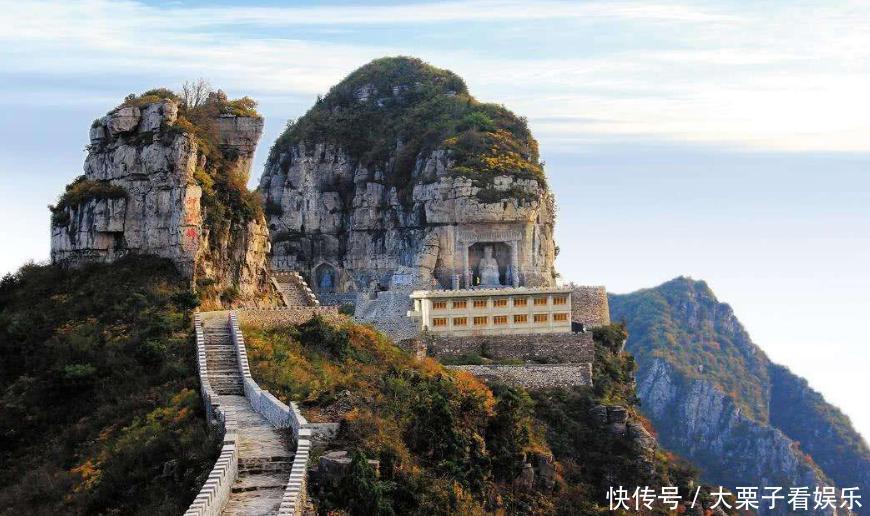 中国最“憋屈”的一个城市:无火车站无高速公路,却游客众多