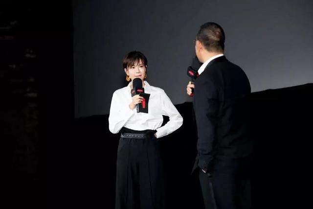 热点｜李艾删博道歉反被怼？这下摊上事了 明星要注意言行！