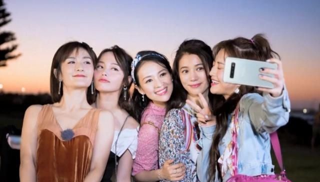 《妻子2》袁咏仪章子怡去购物,两人的消费习惯却透露了真实状态