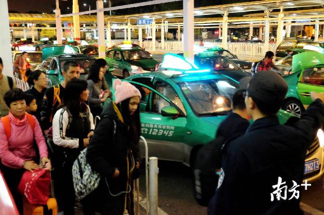 春运返程高峰到来