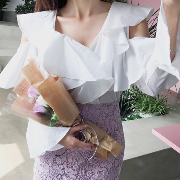 女神孙允珠，紫杉卷簇拉美绣纹交错雪纺裙