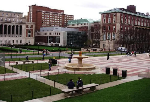 世界上最有个性的石头，游客：什么海枯石烂？都是骗人的