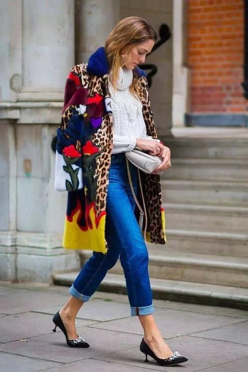 『舒适』奶奶鞋早就过时了,今年流行“猫跟鞋”,照着穿舒适百搭又时髦