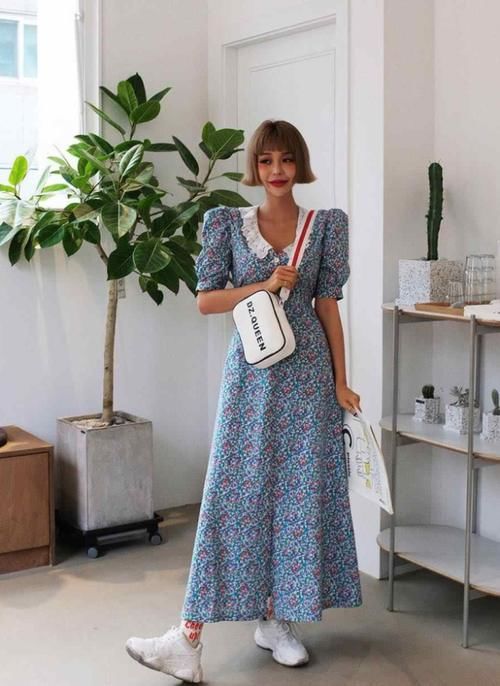  『平底鞋』扔掉高跟鞋吧，“平底鞋＋裙子”才是今春王炸穿搭