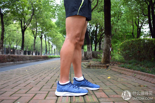 上了时装周，跑鞋也“变潮”-李宁轻云减震跑鞋实测篇