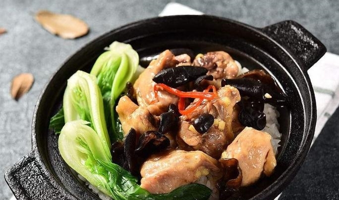 只因上了《舌尖上的中国》这家饭馆飘了，本地人基本不去吃