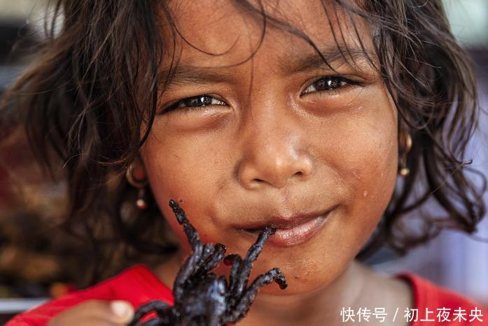 网友：在柬埔寨旅游，厕所里没有纸我忍了，给个冲水喷头什么意思