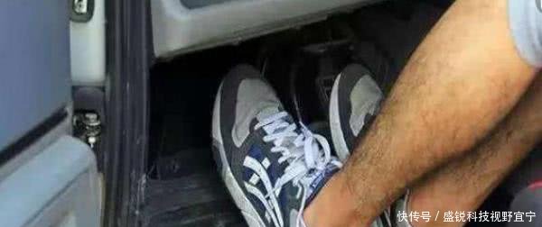 同样都是等红灯，为什么出租车总是起步更快老司机秘诀在这里！