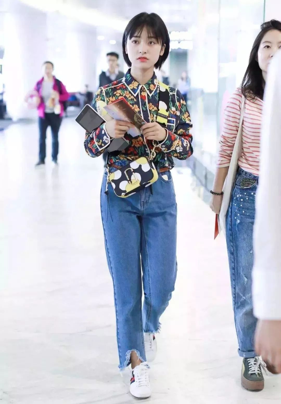 沈月的五五分身材还有救吗?看ins身高160的博主怎么解锁尴尬身材