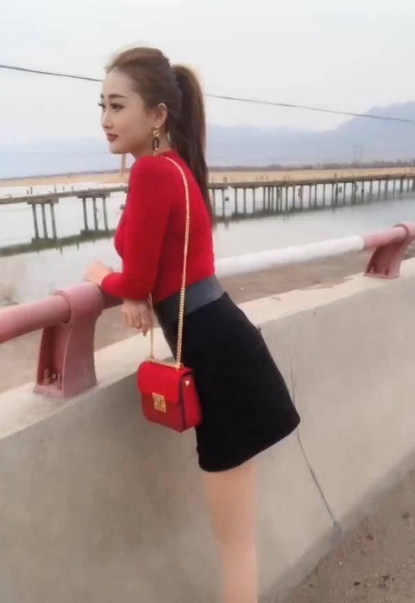 都市|成熟又有韵味的模样,走在大街上有一种都市丽人气质