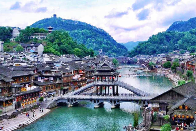  『门票』中国“最”聪明的景区，将门票设为免费，收入不仅没低反而高了