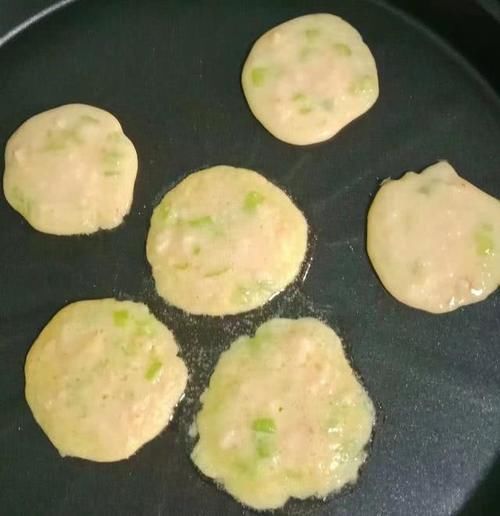 「女人」它是天然“美容水”,女人常吃皮肤白了、细嫩了,斑点都没了!