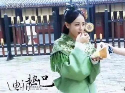 baby假吃被抓包？网友：这年头还有真吃的女明星吗？