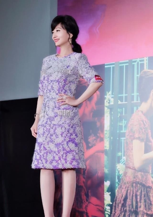  [脸上]赵雅芝65岁还出来捞金，看到脸上的皱纹，还真心酸