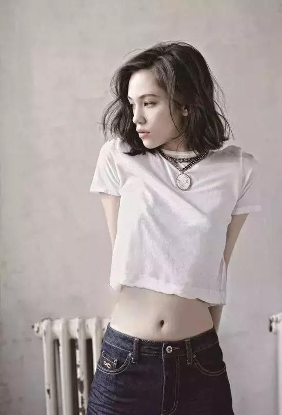 剪短发就不能凹造型了?这些简单又有个性的发型帮你瞬间增添气场