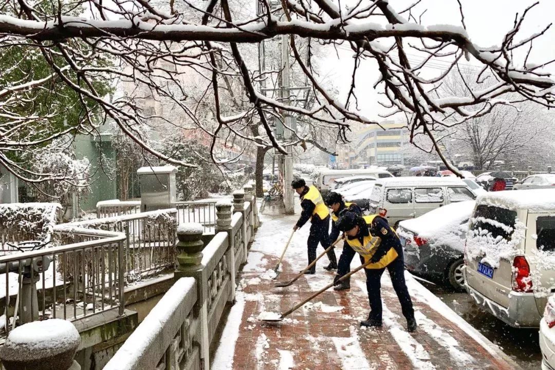 2019年南京第一场雪，还在下!