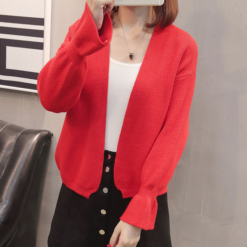 入秋别穿风衣，试试这刚上新的“秋开衫”，百搭洋气有不贵