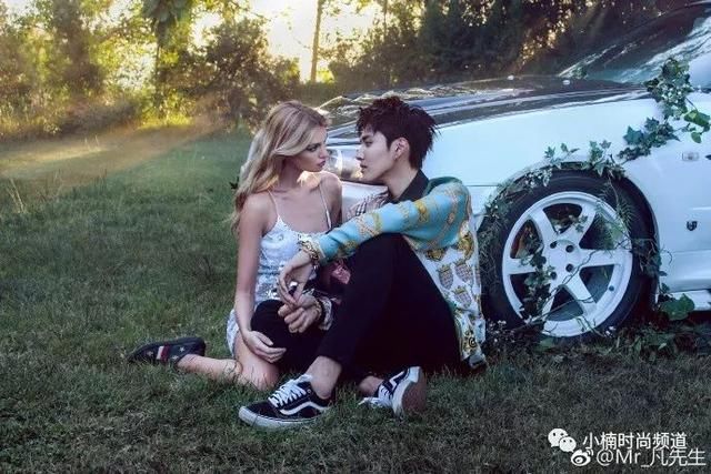 吴亦凡拥有众多神鞋，但这双VANS经典神鞋才是吴老师心中的最爱!