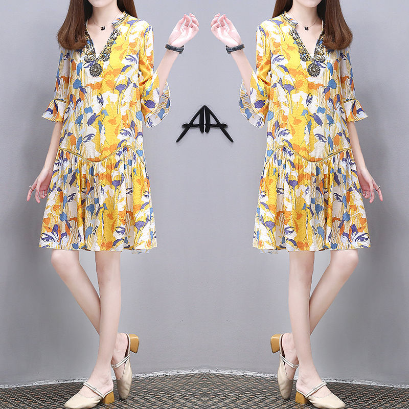 奔四奔五特显老?11款洋气新款美裙，修身显瘦又减龄，美炸了