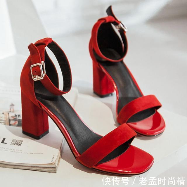 「红色」穿腻了小白鞋,热情似火的红色高跟鞋,性感又彰显女人味