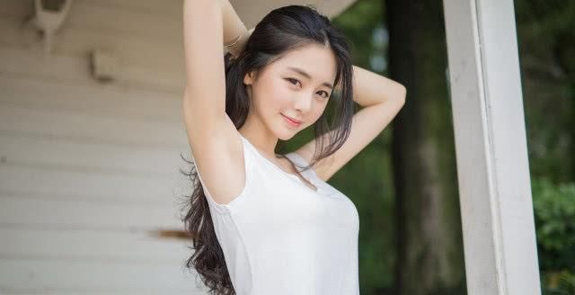  『水瓶座』越有距离感越是恩爱的星座，感情里适合被冷落一些，这样会更爱你