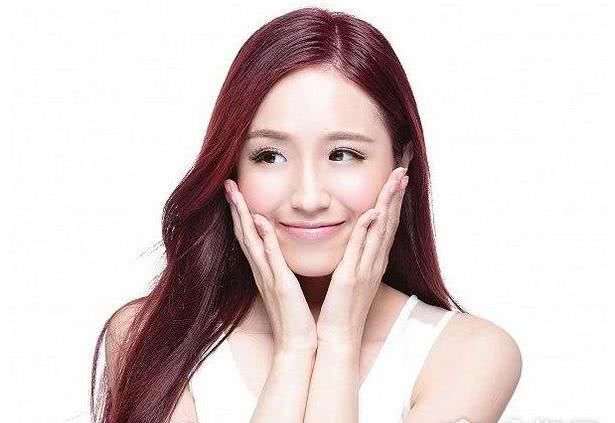 87岁老中医酒后道：美白祛斑用一物，让肌肤护肤白净