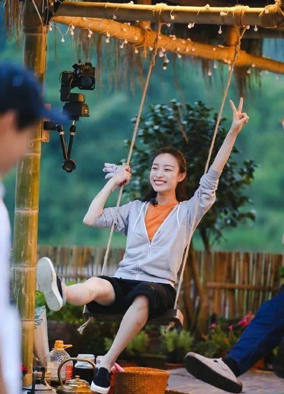 “漂亮型”女生和“耐看型”女生，你属于哪种看这个就知道了