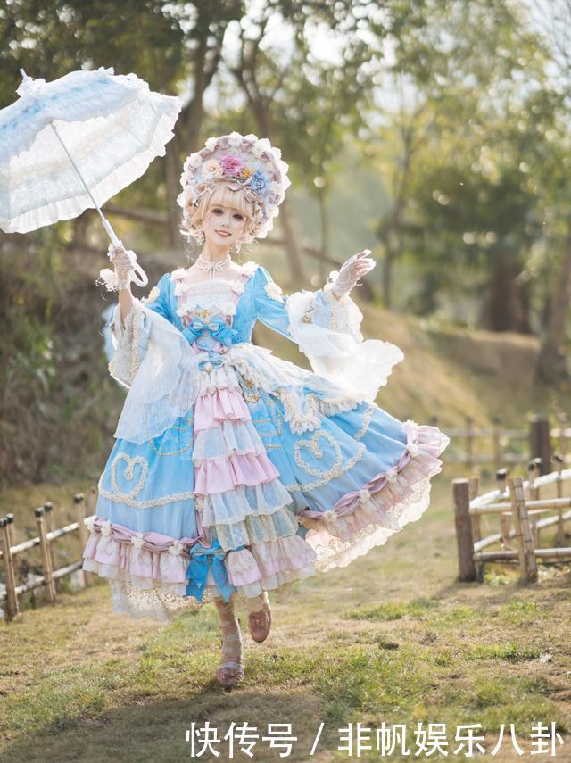 『小裙子』本以为普通洛丽塔够美了,直到看见“玛丽苏裙”,连直男也会心动