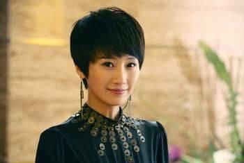  【事业】“慕容云朵”近照变尖脸，最火时嫁富商生子，今33岁变化太别扭