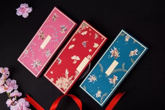 超火火火的中国风眼影出现了！眼妆美上天，我要回购一辈子！