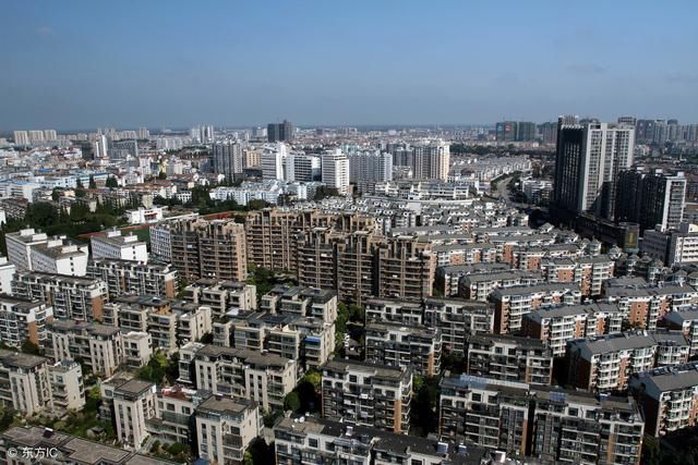 为什么刚过完年农民就外出打工，而大城市里农民工却越来越难找？