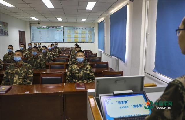  【武警】武警甘肃总队执勤支队开展“四送一征”活动