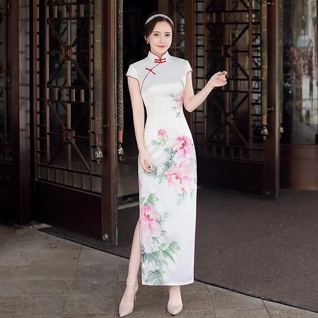 复古绸缎旗袍，走路带风，让你美出自信！