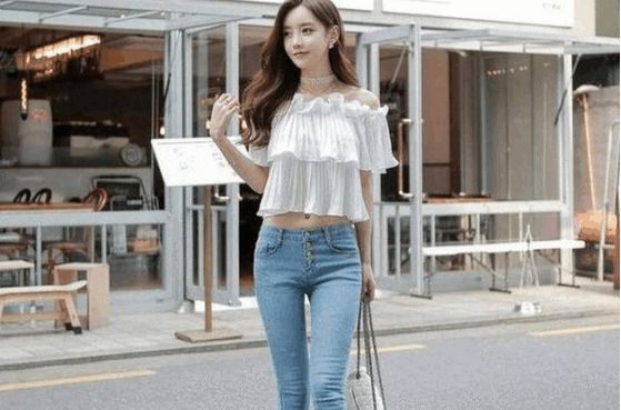百变的紧身牛仔裤, 帮你成为精致的女孩!