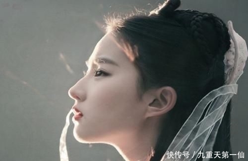  定妆：都说佟丽娅演不了“小龙女”，定妆照一出：两眼发直，不愧是“古装女神”！