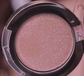  「UFO」美妆护肤UFO丨连pony高手都不得不爱的“勃艮第妆”打开新微熏方式！