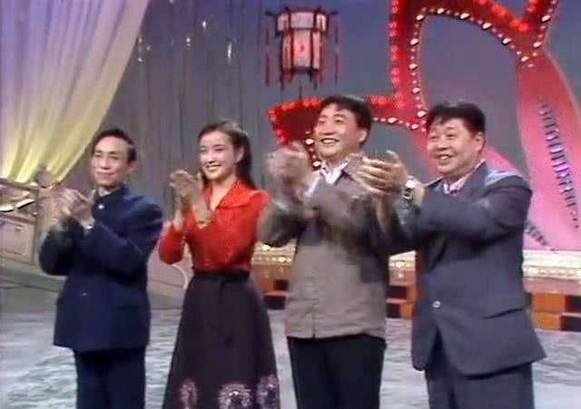 佟丽娅为什么能主持