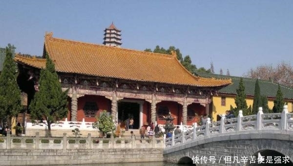 我国的这座千年古刹,斋饭门票都免费,但是禁止一种人进入!