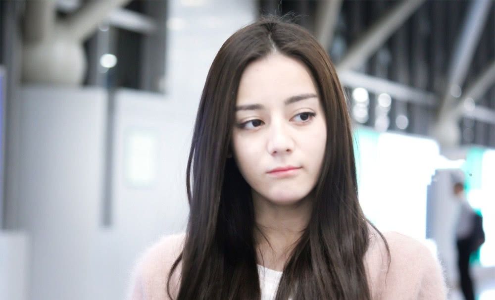 『迪丽』出道即是巅峰，迪丽热巴凭什么一直这么红？