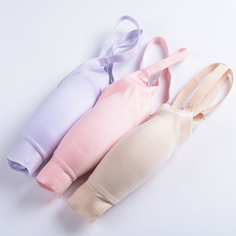 好身材要显摆，聚拢套装+蕾丝，让你女人味十足