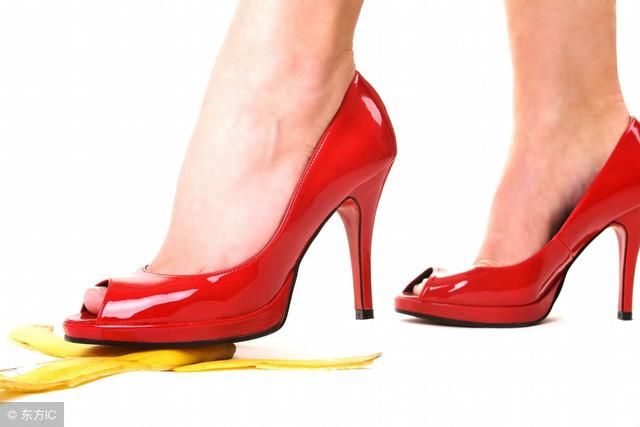 穿高跟鞋的女性！要注意以下几点！