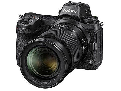 骚机日报:佳能或放弃EF卡口版本 24-70mm F/2.8L IS镜头开发、适马尼康更新固件