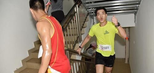 『标志』男人衰老的标志2处会变大,2处会缩小,占一个,说明你真的老了