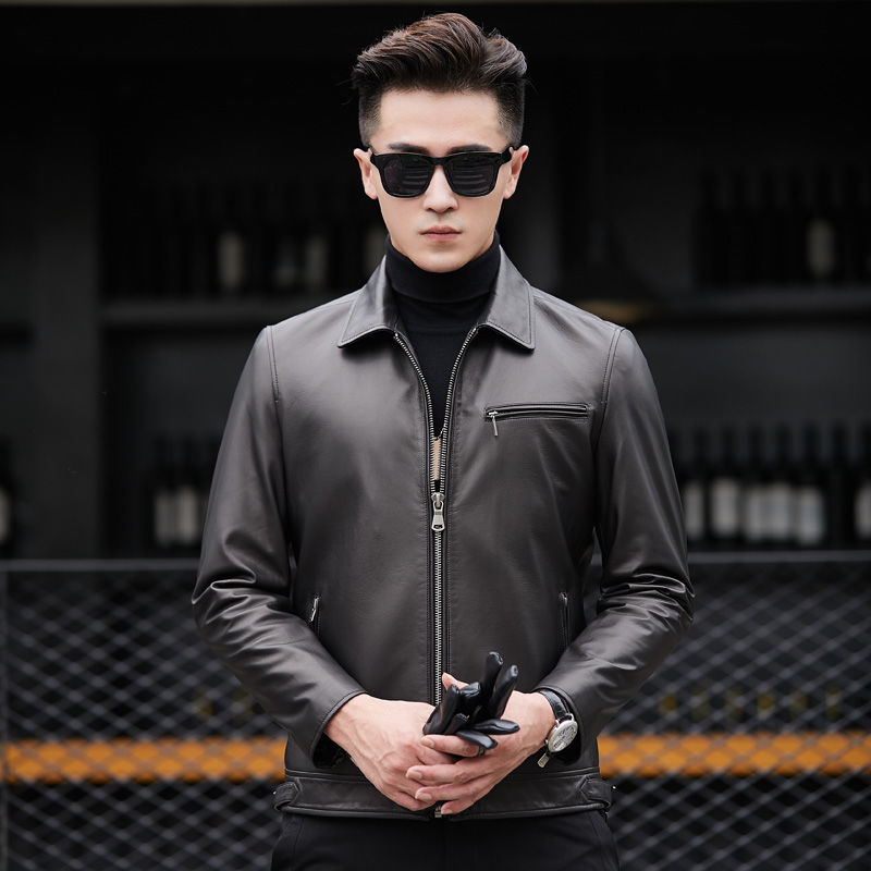 男人秋冬穿搭一臃肿就没了型,想穿得有型又舒服,首选真皮皮衣