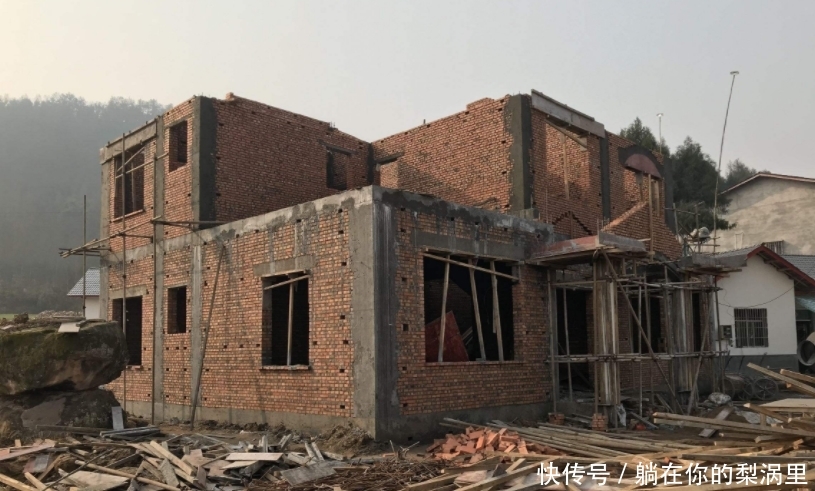 2019年农村不能建新房，是真的么？农民：有宅基地证也不能么