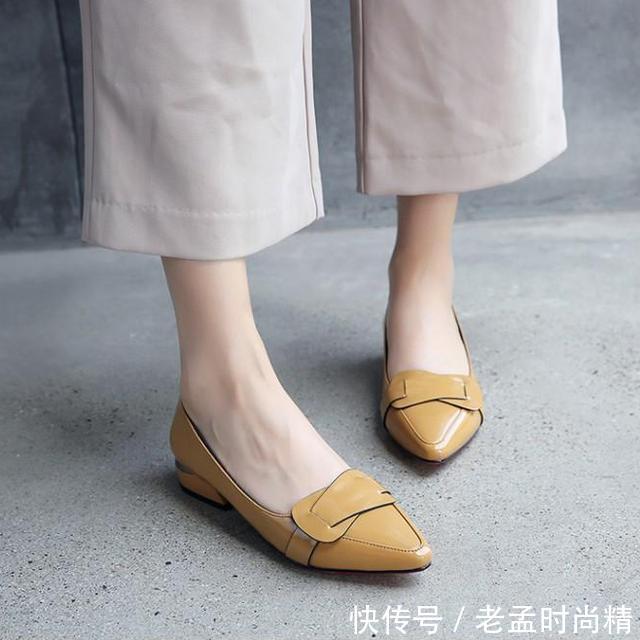 「时髦」穿上时髦轻便的漆皮单鞋逛街,回头率倍增,第4款最耀眼